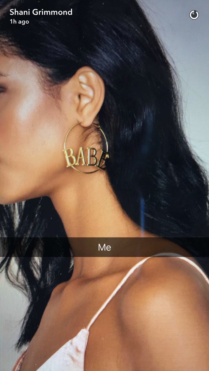 ZoeGashi's tweet photo. @shanigrimmond what website is this on? https://t.co/98zDVVStbo