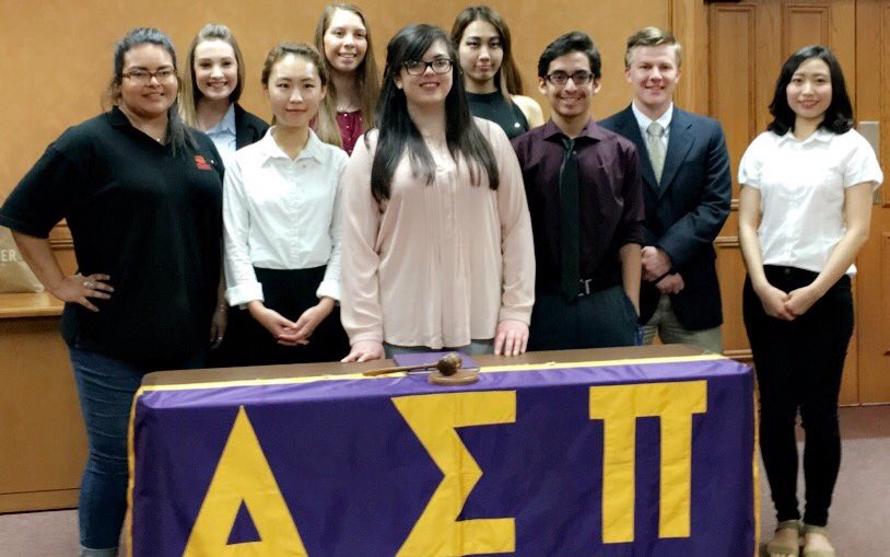 dspetatheta's tweet image. Eta Theta is PROUD to present our Spring 2017 Pledge Class! 🤗💼👞👠💜💛#spring2017 #pledgeclass  #deltasigmapi #ΔΣΠ #etatheta #ΗΘ #purpleandgold