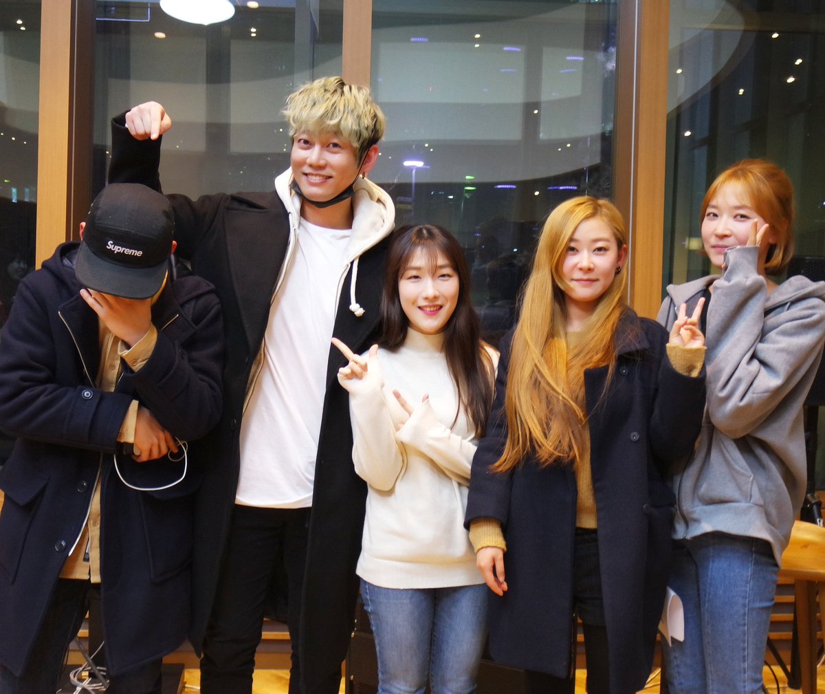 teidreamradio's tweet photo. #테이의꿈꾸는라디오 #꿈꾸라 #친절한초대석
��디뮤시젼 특집!! 
#치즈 #달총 with #건반왕댜 #동민씨 
× #랄라스윗 https://t.co/ckv0jQrdwB