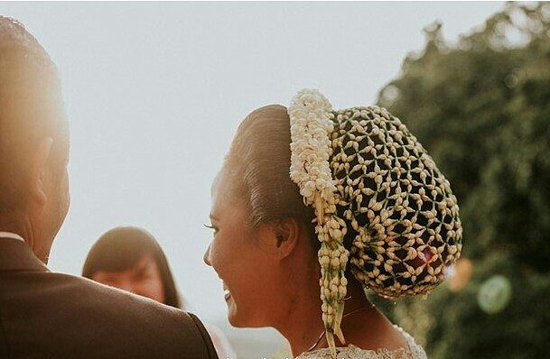 nyulianti's tweet photo. Love doesn't make the world go round. Love is what makes the ride worthwhile.. https://t.co/KM40ccHeAg