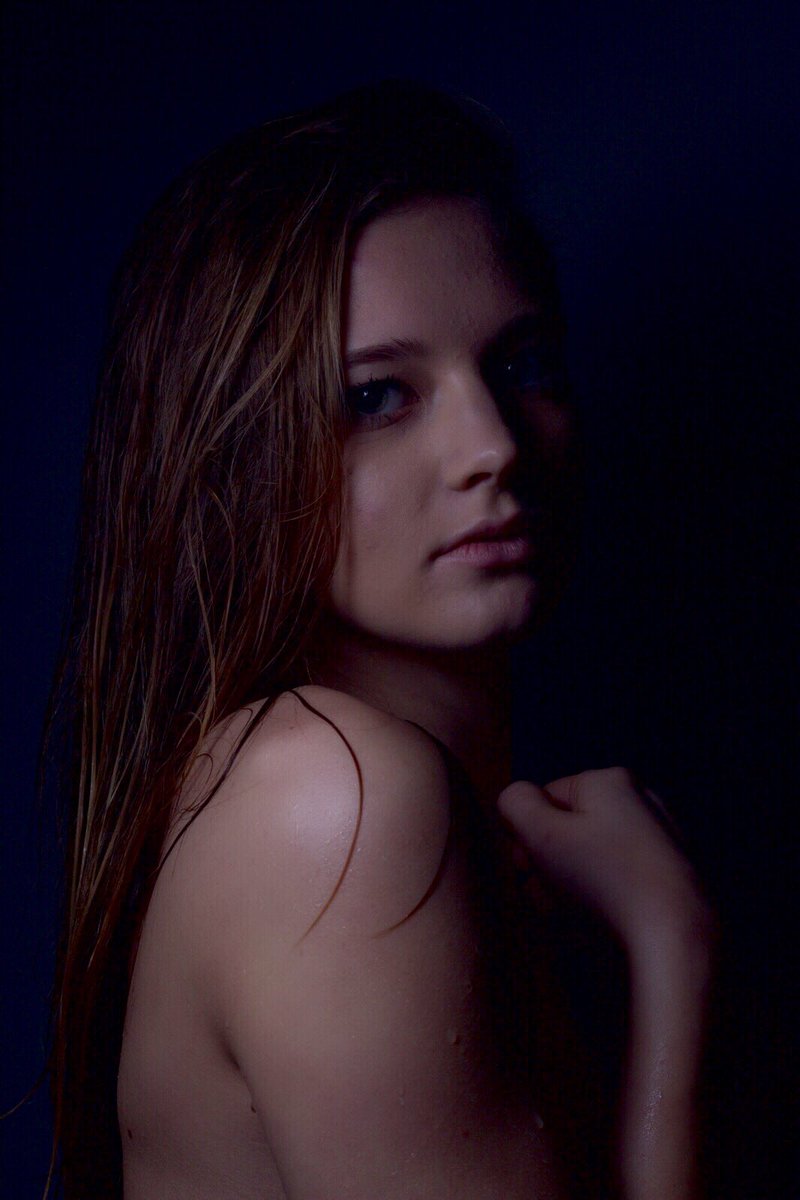 Natalieee_Rain's tweet photo. Just really loved yesterday shoot okay i'm done now https://t.co/EB1ZI0TC6U