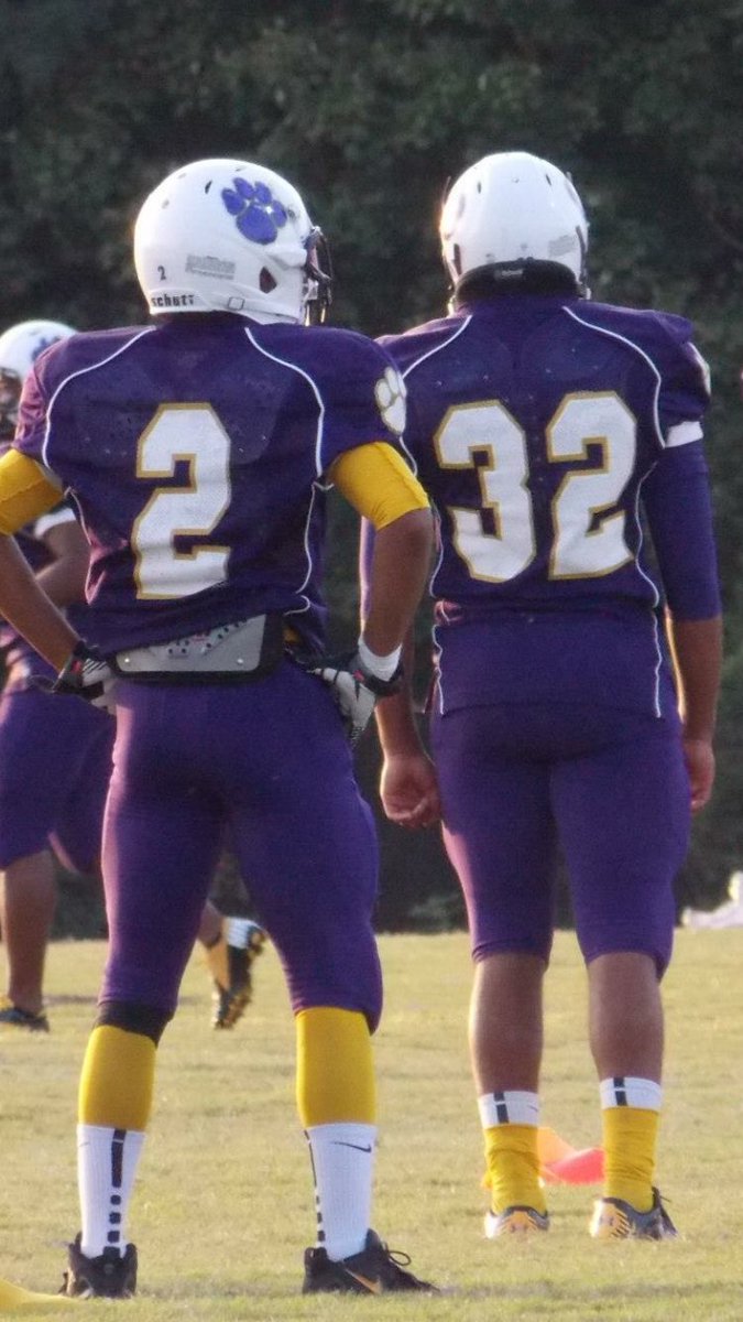 J_Smitty32's tweet photo. Stop Immediately ✋🏾 &amp; wish my brother @BeGreatTay a Happy 🎈🎉 Birthday!!!! https://t.co/aiN5kI2rcH