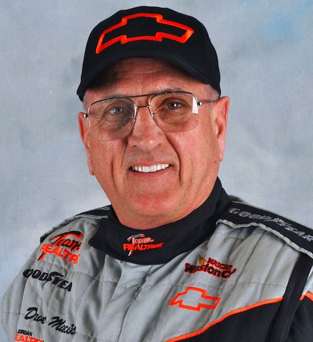 Happy Birthday to former competitor Dave Marcis! The former racer turns 76 today. 