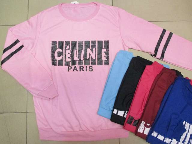 sofie_su's tweet image. Sweater fit L
Harga 50.000 ambil 3ptg harga 135.000 
Pin bb 58477FE0