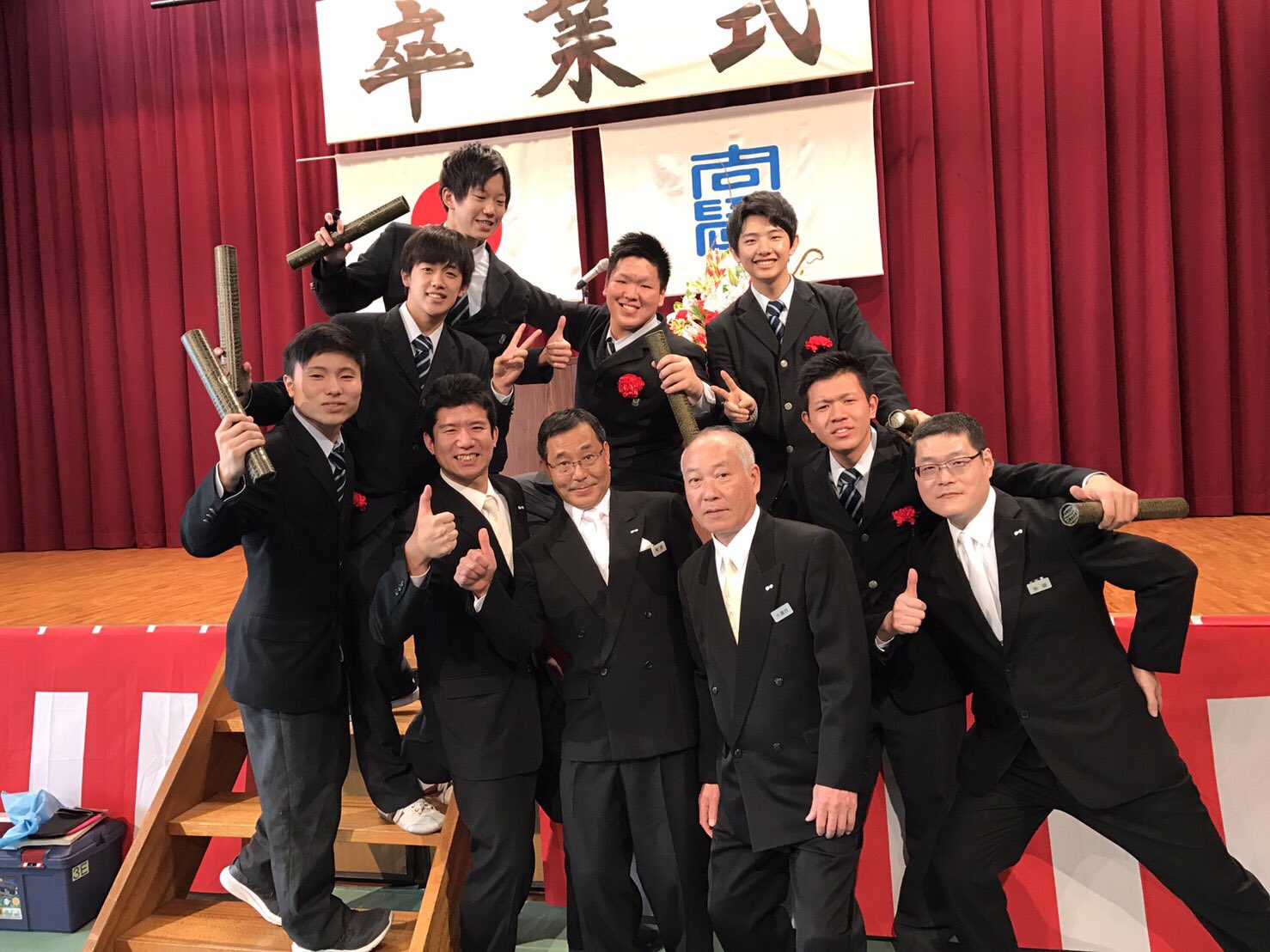 はるき 名古屋工学院専門学校高等課程3 H 清水春樹卒業しました 最高でした はるき 名古屋工学院専門学校高等課程3 H 清水春樹卒業しました 最高でした