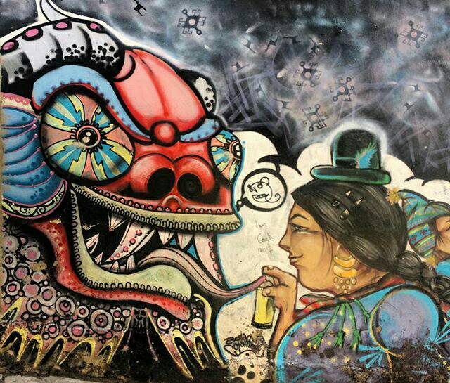 CholitasIn's tweet photo. #Cholitas #Bolivia entre pinturas y diablos arte callejero https://t.co/wmlOlPMbWi