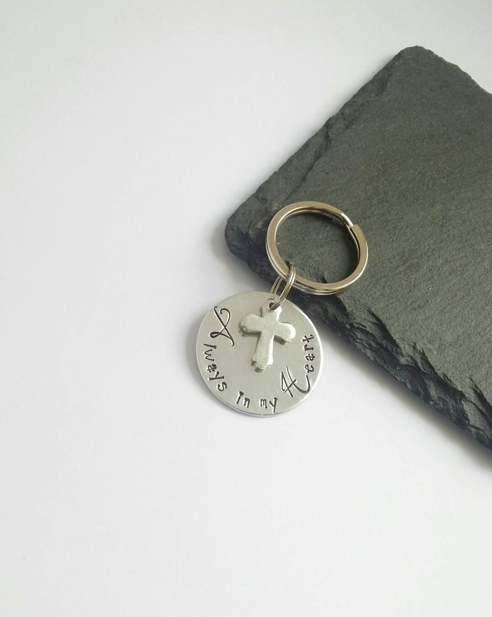 EloiseBDesigns's tweet image. Always in my Heart Keyring, Memorial Gift, Bereavement Gift,… tuppu.net/a12c9d14 #EloiseBJewellery #LossOfChild