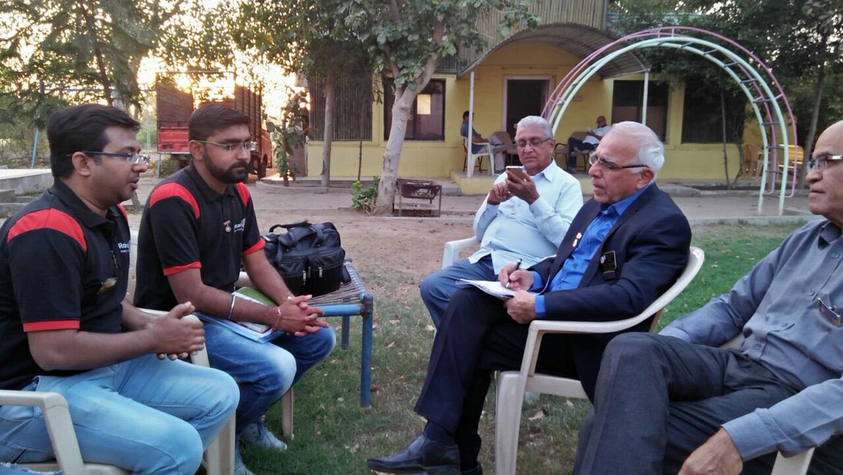 Rotaract3054's tweet photo. OCV Rotary club of Patan visit DG Rtn. Dinesh Thacker sir with RAC Patan meet.
#rotaract #rotaract3051 https://t.co/ZwDGkF5BTI
