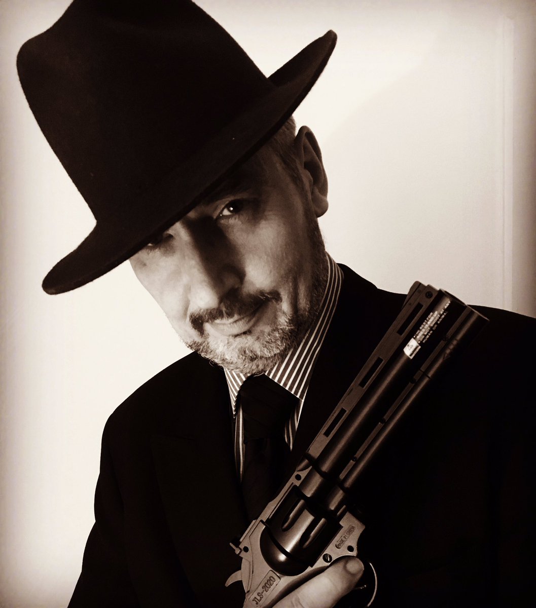 Honoured and excited to be part of the #filmnoir project in my home town #warrington #warrington2021 #LoveWarrington warrington-worldwide.co.uk/2017/03/08/exp…