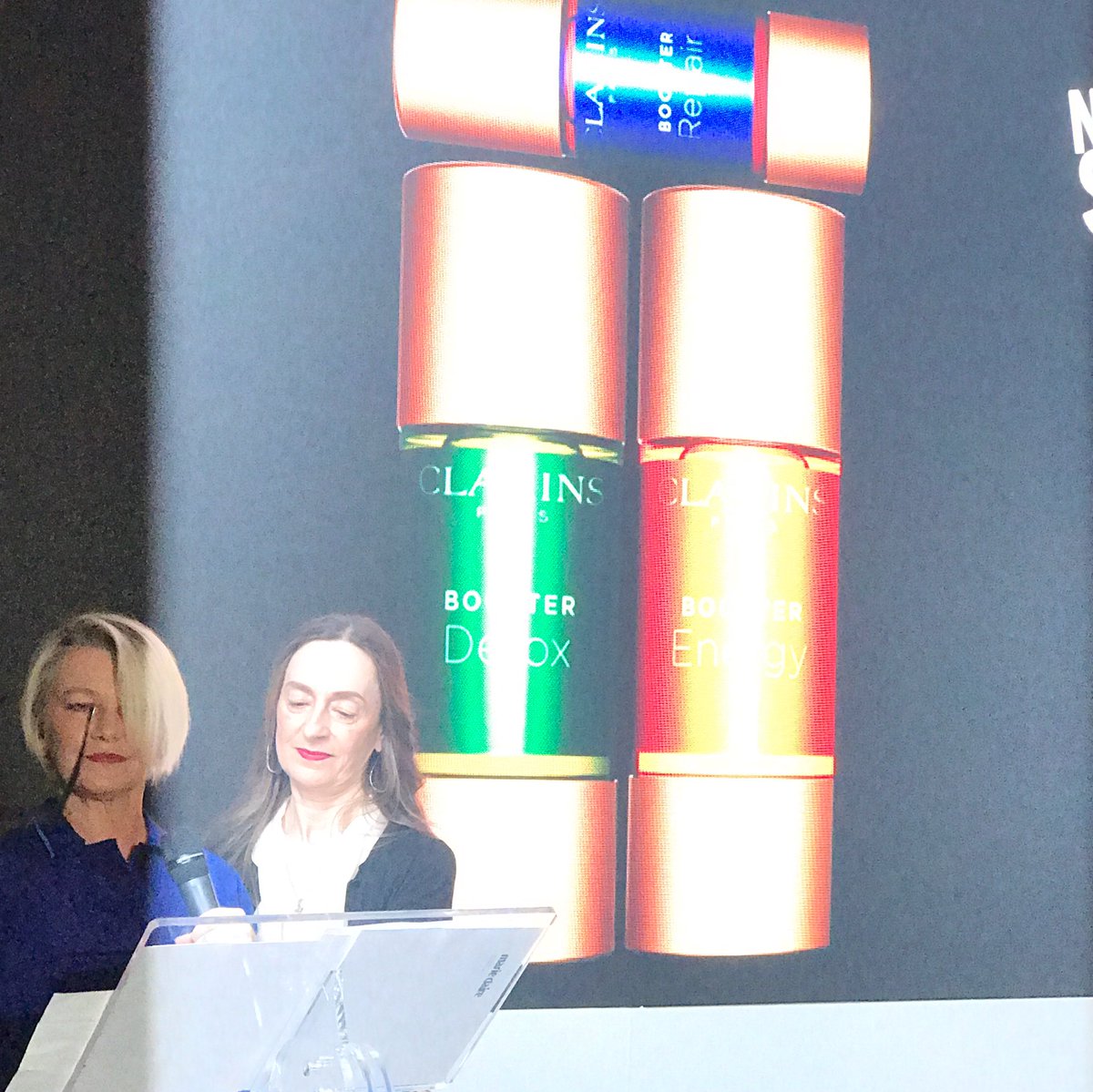 MarieClaire_it's tweet photo. Prix d’Excellence Italie: Nomination Speciale Premio Care a Booster Repair, Booster Detox, Booster Energy di@ClarinsFR #mcpeb2017 https://t.co/bdqWWIuuxc
