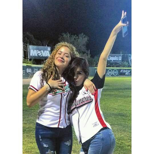 aleetmtz's tweet photo. #NuevaFotoDePerfil https://t.co/UNZncYxfBp