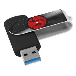 JammText's tweet photo. It's amazing how technology has evolved... From needing many crates to just a single flash drive to rock an entire party. #moderndj #music https://t.co/r6u73CUby2