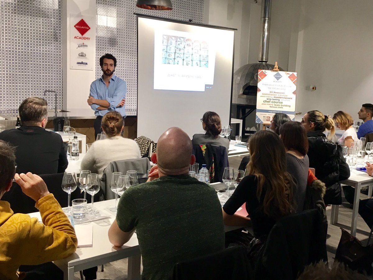 UKSommeliers's tweet photo. #Sake Lecture tonight with sake experts @JonathanBeagle and @JamieHarbour 🍶Many Thanks to @sakeatuk for the fab nectar!! https://t.co/zmyte1jEy3