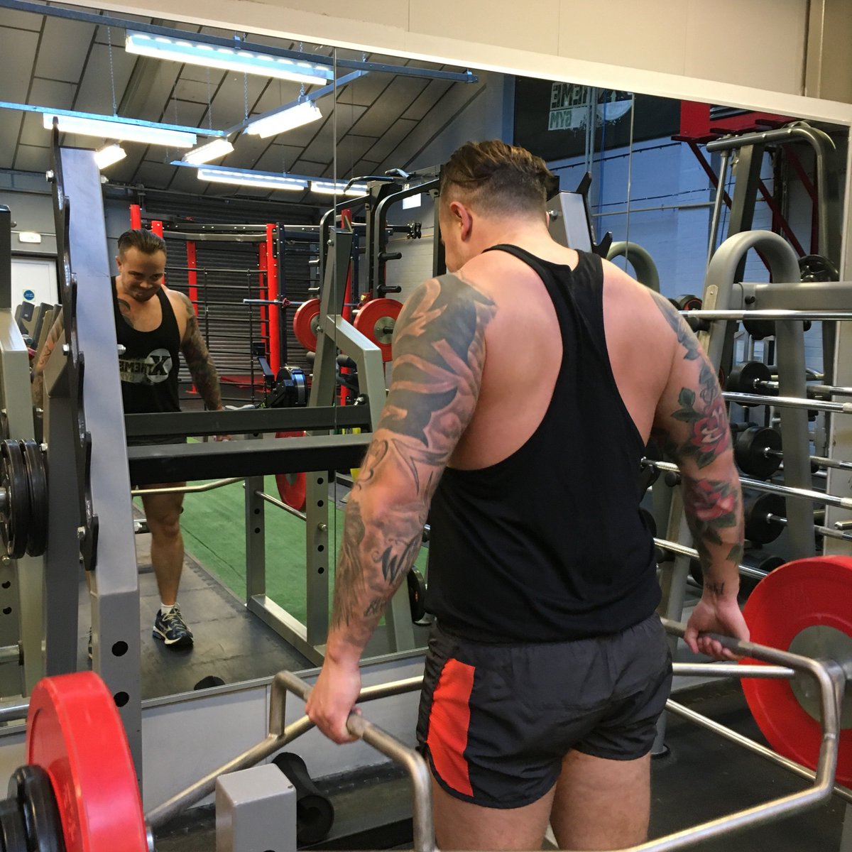 BootCamp_Xtreme's tweet photo. Free workouts from James Evans #fitness #workout #celebtrainer #xtremebootcamps https://t.co/kcmL4fL6ex https://t.co/CYZnezuJ4d