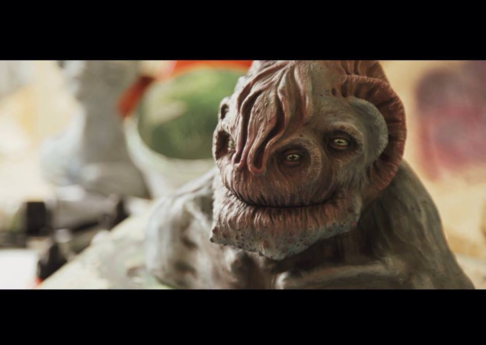 ThatDarkBunny's tweet photo. Some pics that show the process for creating Sid. #characterdesign #scifi #sculpture  #alien  #kaiju #starwars #cosplay #scifiart #artist https://t.co/Z4K8TP1gmS