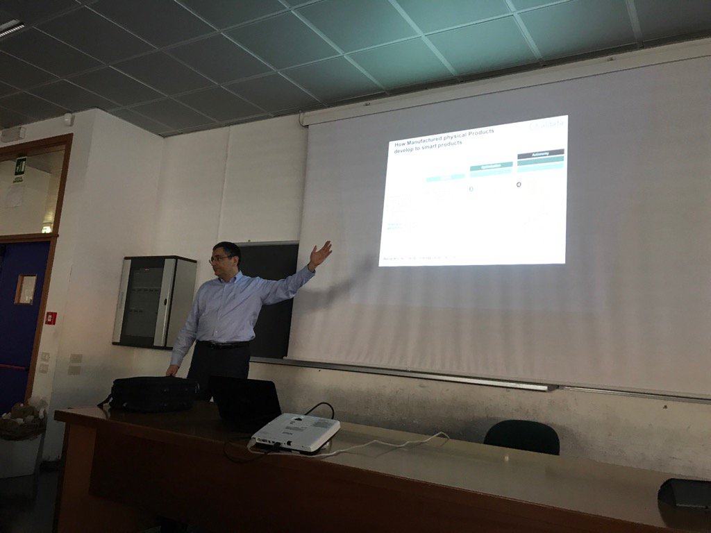 italdataspa's tweet photo. #iot #Industria4.0 con davide Criscione @egnerre @Info_ICity @andreamongillo @kesitaly @sharper_milano https://t.co/h33bapNtub