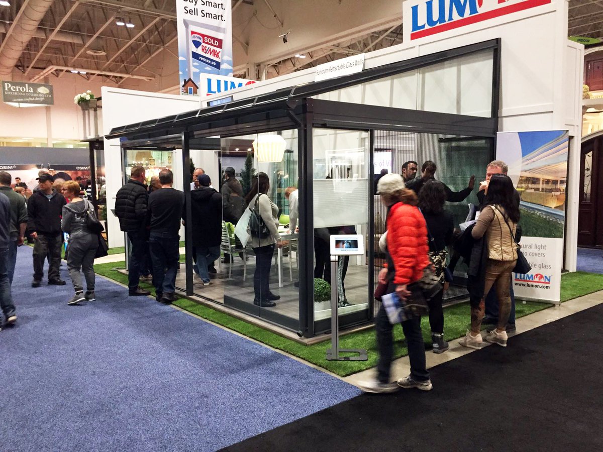Full house at the #NationalHomeShow by <a href="/HomeShowsTO/">Home Show</a> in Toronto! Come say hi to our team at Booth #4326 by the FutureDreamHome!