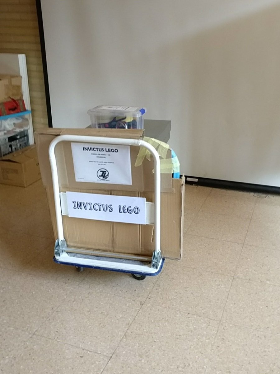 invictusfll's tweet photo. Primeros preparativos para la Gran Final de @FLLSpain en @Riojaforum el próximo Sábado 🐒🐕🐅 #ANIMALALLIES #InvictusPACO https://t.co/gvM0J1B8a7