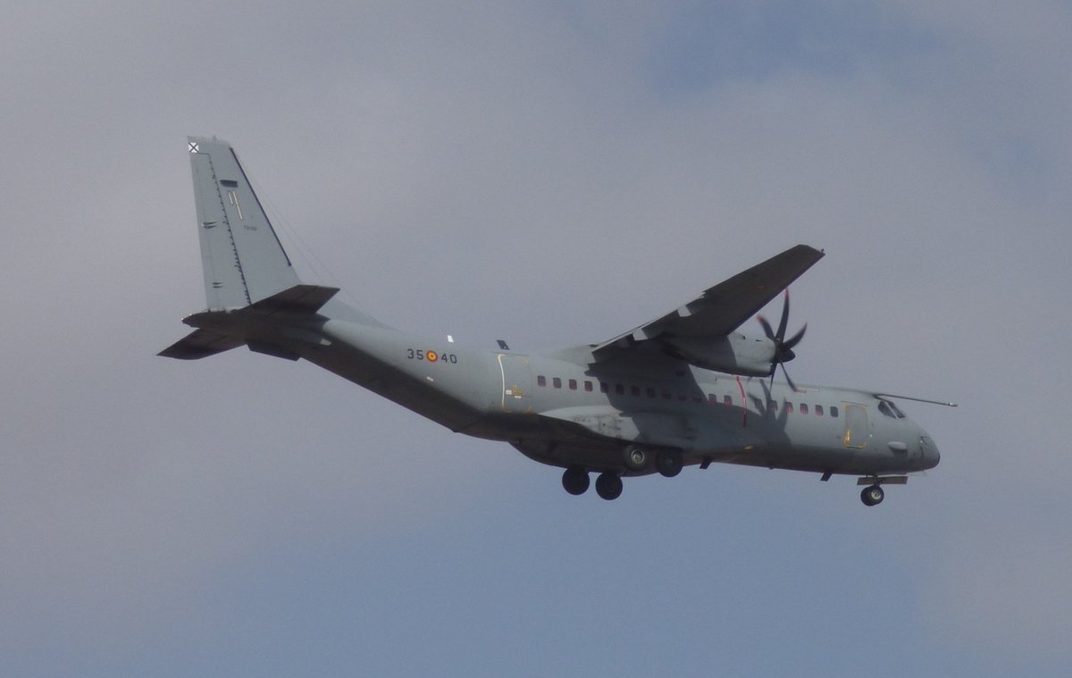 Spanish Air Force   CASA C-295M   T.21-02   35🇪🇸40   <a href="/spairforce/">Spanish Air Force</a>  #Fuerteventura  #Spotter  #Spotting <a href="/fue_spotting/">FUERTEVENTURA Plane Spotting</a> @FUE_airport ✈️