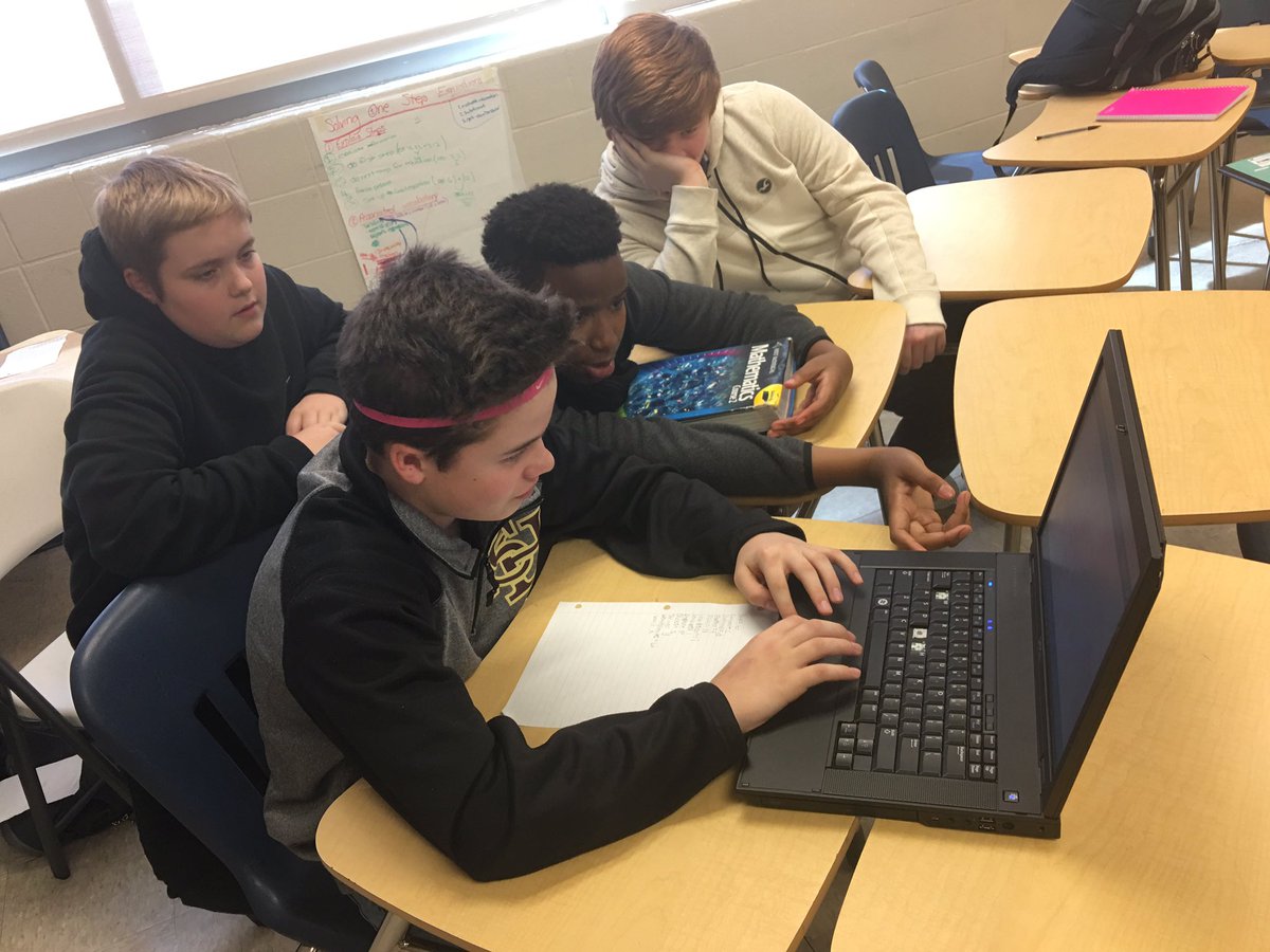 pd_davis's tweet photo. Ss working on combining like terms and simplifying expressions through Mine Craft. https://t.co/XrRlSsc5XU