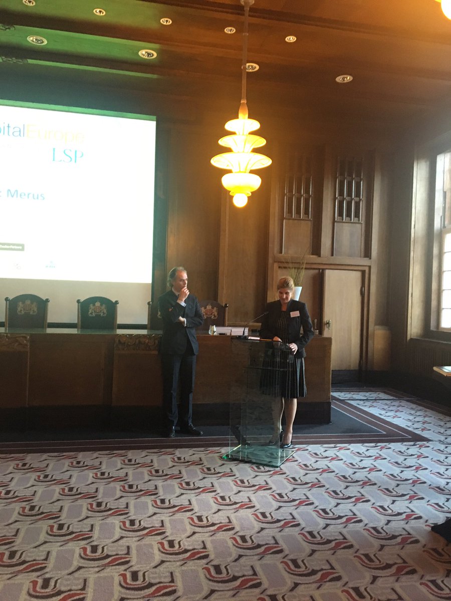 BioCapitalEur's tweet photo. And it's time for #Companyofthe year2017 ... drum roll....Mark Wegter of #LSP to announce. And it's #Merus! Congratulations to the team. https://t.co/HHxB0c1jV0