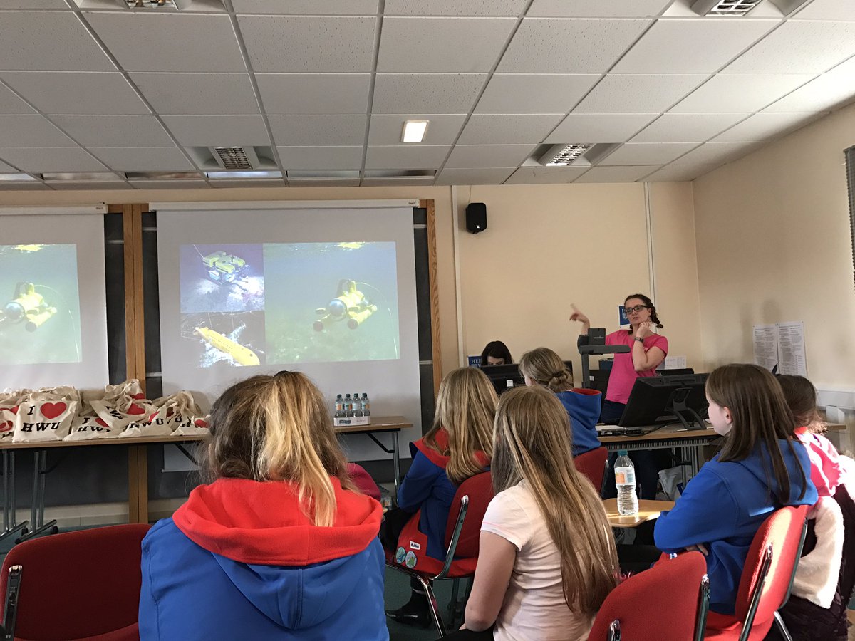 Whitburn_Guides's tweet photo. Robots can help us explore the deepest oceans #STEM #robotics #HWU #girlscan #Guides #BoatyMcBoatface #scienceweek https://t.co/3Jb5sFSOem