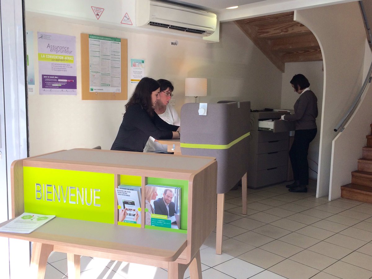 bea_chanetef's tweet image. #préférenceclient#agence bnpparibas réaménagée#Martignas sur Jalle , + connectée au service de nos clients.