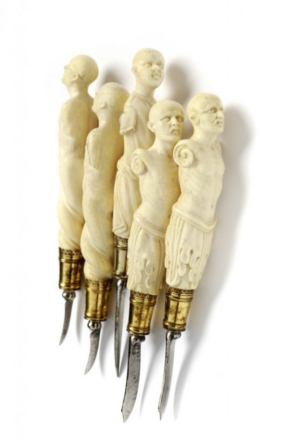 Surgical Instruments with ivory handles carved as Caesar c. 1600 (a play on the Latin 'caesura' or incision) #idesOfMarch