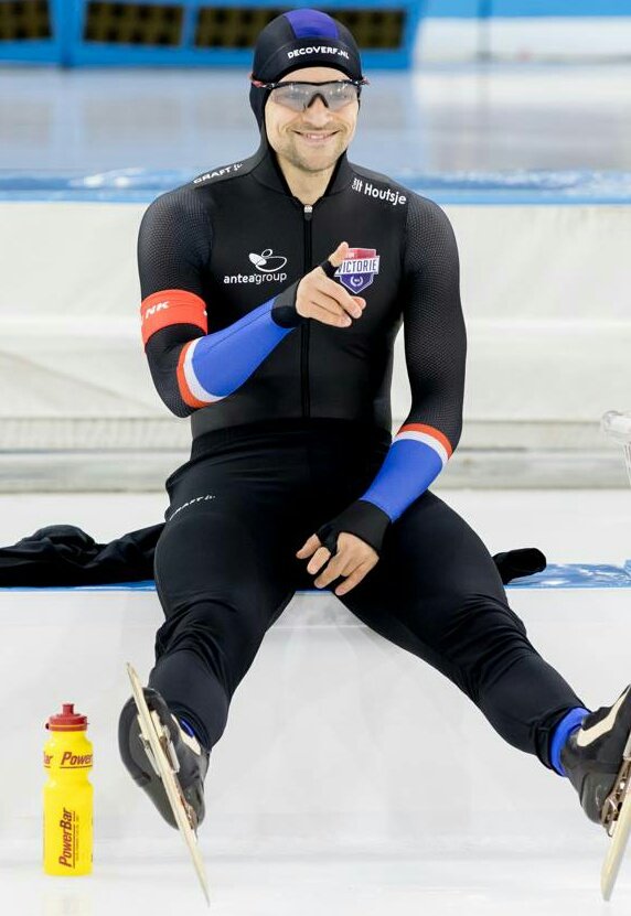 Vanavond sprinten <a href="/greigdaniel/">Daniel Greig OLY</a> en <a href="/jesperhospes/">Jesper Hospes</a> in de strijd om de <a href="/dezilverenbal/">De Zilveren Bal</a> in <a href="/11Stedenhal/">11Stedenhal</a>