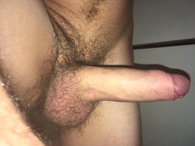 #Bathroom #Selfie 😘
#cock #dick #tattoo #tattooed #cum #porn #amature #bi #gayboy #Horny #f4f #l4l https://t