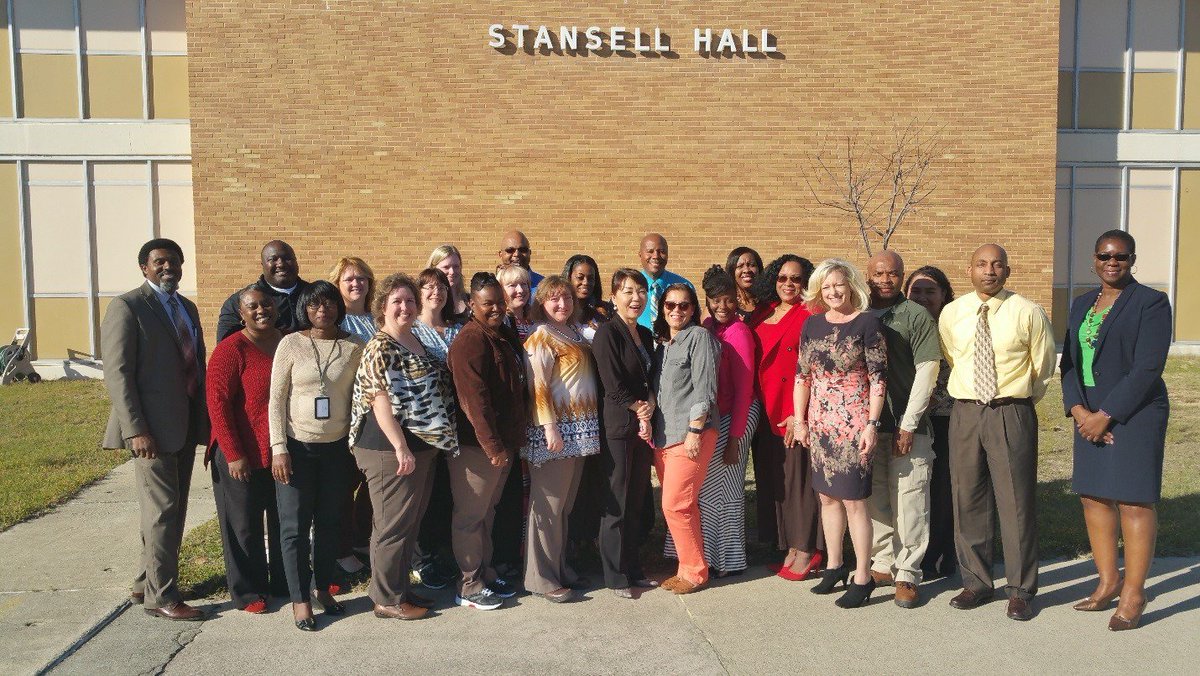 7thSigT's tweet photo. 7th SC(T), G8, sponsored a General Fund Business System Financial course at Fort Gordon Mar. 6-17, 2017.  Thanks to the G8 team! https://t.co/3IaZD71VQX