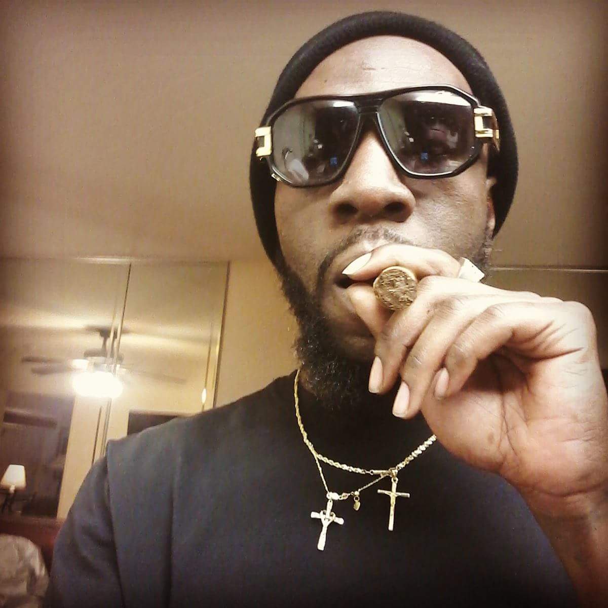 B_Kill456's tweet photo. Vegas nights https://t.co/kaZ1AtpF5o