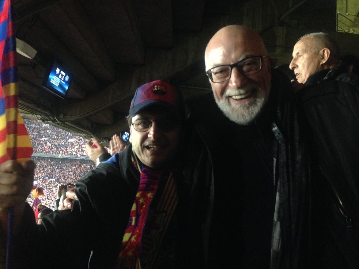 jordicastaneda's tweet photo. Ja fa una setmana del gloriós 6-1, que vaig compartir amb el talismà @elcapde ! #Barça #Setmana1 #Remuntada https://t.co/cmQzQRLmv6