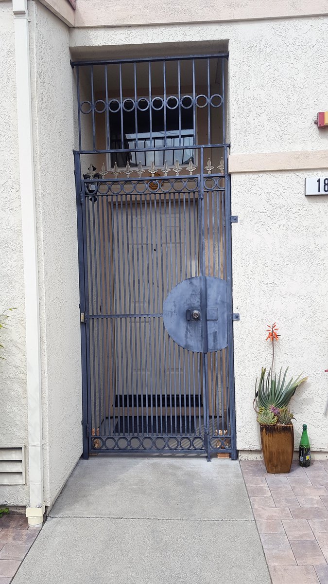 lock_genius's tweet photo. 4157921000 #locksmithSF
We do security gate &amp; window welding job
#SanFrancisco #Pacifica #PaloAlto #SanRefael #MillValley #DalyCity #Tiburon https://t.co/IS3LXIoDFT