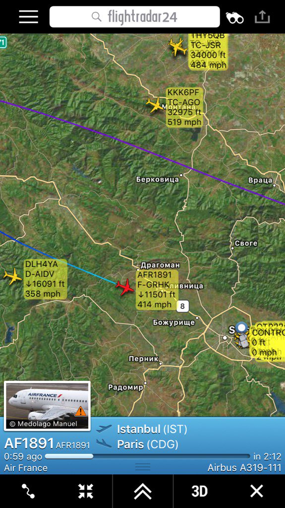 flightmayday's tweet photo. Alert - Air France #AF1891 from Istanbul to #Paris has declared an emergency and diverting #squawk7700 https://t.co/qcrHxe5NIH