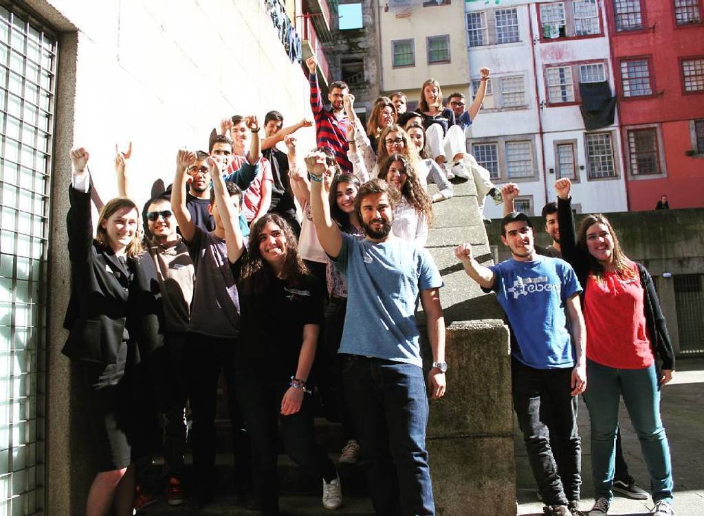 Dinâmicas de grupo com o recrutamento do segundo semestre na Casa das Associações

#feup #… ift.tt/2nb7JyV