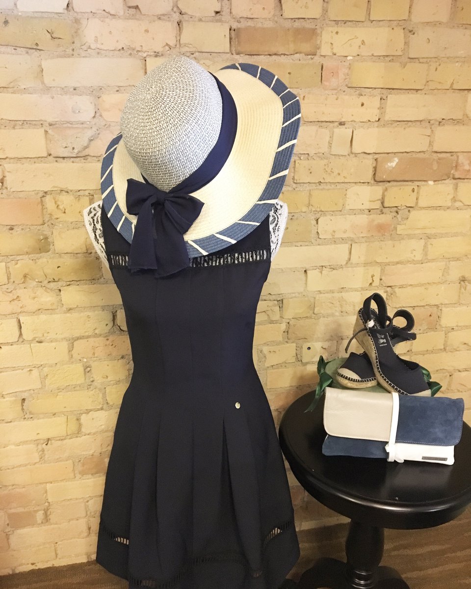 cestchicmpls's tweet photo. Spring is near but #newarrivals from Italy are here! #springfashion #cestchic #northloop #eurofashion #italianfashion #mnfashion #shopsmall https://t.co/mpzYithAev