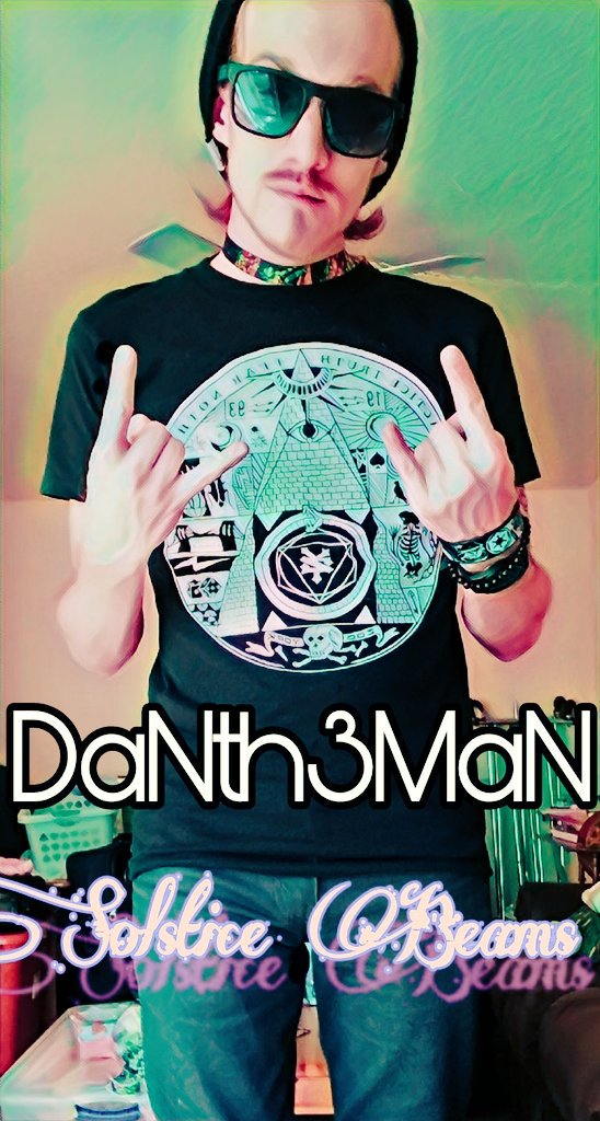 DaN_TH3_MaN12's tweet photo. https://t.co/VfR1nuv2iY
**Hypothermic Dreams**
#newpic
#solstice
#imbeaming
#aura
#zooyork
#Reverbnation
#DaNth3MaN https://t.co/aif7LNeakW