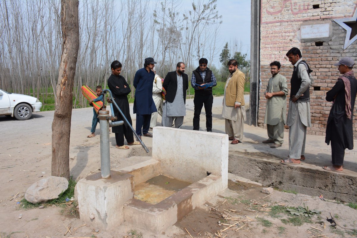 AlkhidmatPesh's tweet photo. #Muslim_AId #Monitoring_TeamAudit Our 100+ HandPumps Project #Field_Manager Muhammad Hamid & #Coordinator Arshad
@alkhidmatkp @alkhidmatorg https://t.co/8pyAJg8anV
