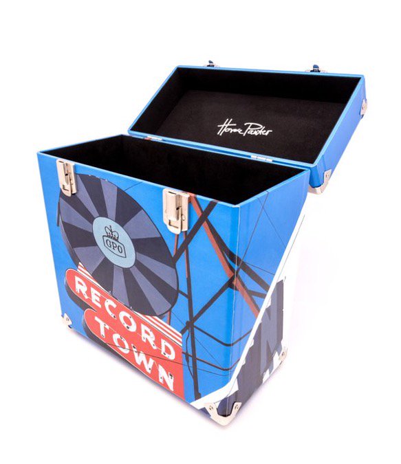 horacepanterart's tweet photo. The link for the #vinylcase is up and running: https://t.co/s7o4OTfCst :) https://t.co/V4YTNOyXYi