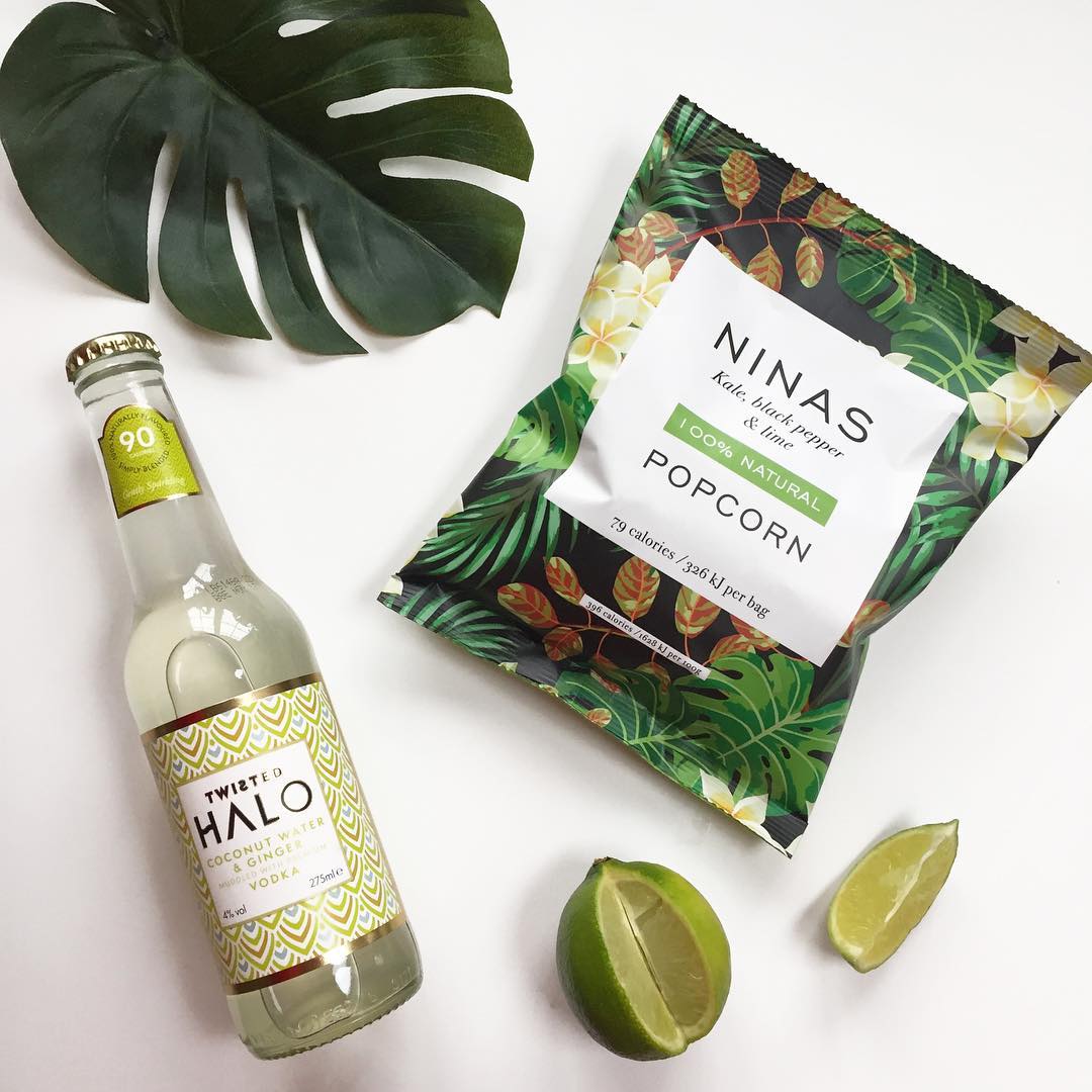 TwistedHaloUK's tweet photo. Pop the cap, then pop some corn. Perfect snacking with @ninaspopcorn 💚 https://t.co/TIWb4J8kNo