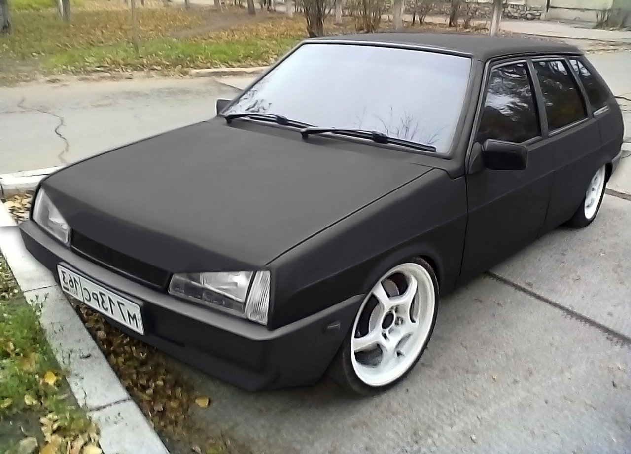 ВАЗ 2108 черная матовая