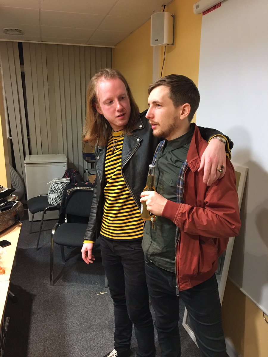 WHEN YOUR DRUNKEN DRUMMER MEETS ALEX OF <a href="/TDCinemaClub/">Two Door Cinema Club</a> POST SHOW. APOLOGIES ON A POST CARD MY FRIEND 😉 #divineyouth #newmusic #drummerboy