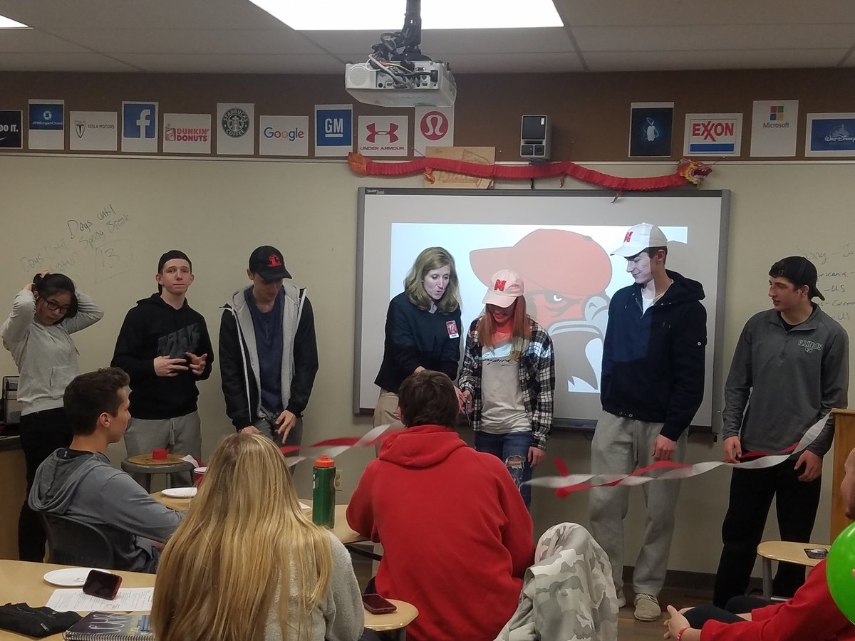 NeubauerNCHS's tweet photo. Entrepreneurship Ribbon Cutting ceremony for @HawkSockets @HawkHatsNCHS @HawkStringBags https://t.co/T3yrge7IjL