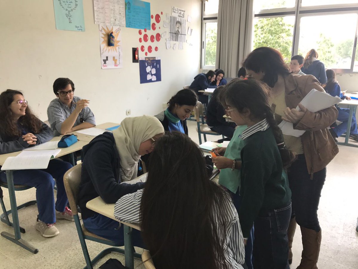 RHHS_PYPX's tweet photo. "Internet Addiction" group members from BE5C conducting a survey in the school community #collecting_data https://t.co/lgNvpGpltd