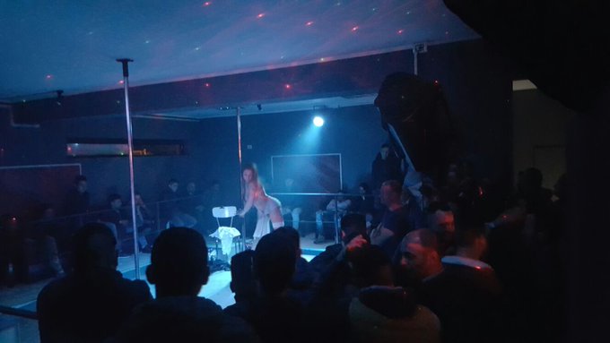 Versione per twitter ;-) il sold out in Calabria al Krystal club ;-) https://t.co/ASSy9UGSX0<a href="/tag/oscar"class="tags"><span>#oscar</span></a><a href="/tag/trastevere"class="tags"><span>#trastevere</span></a>