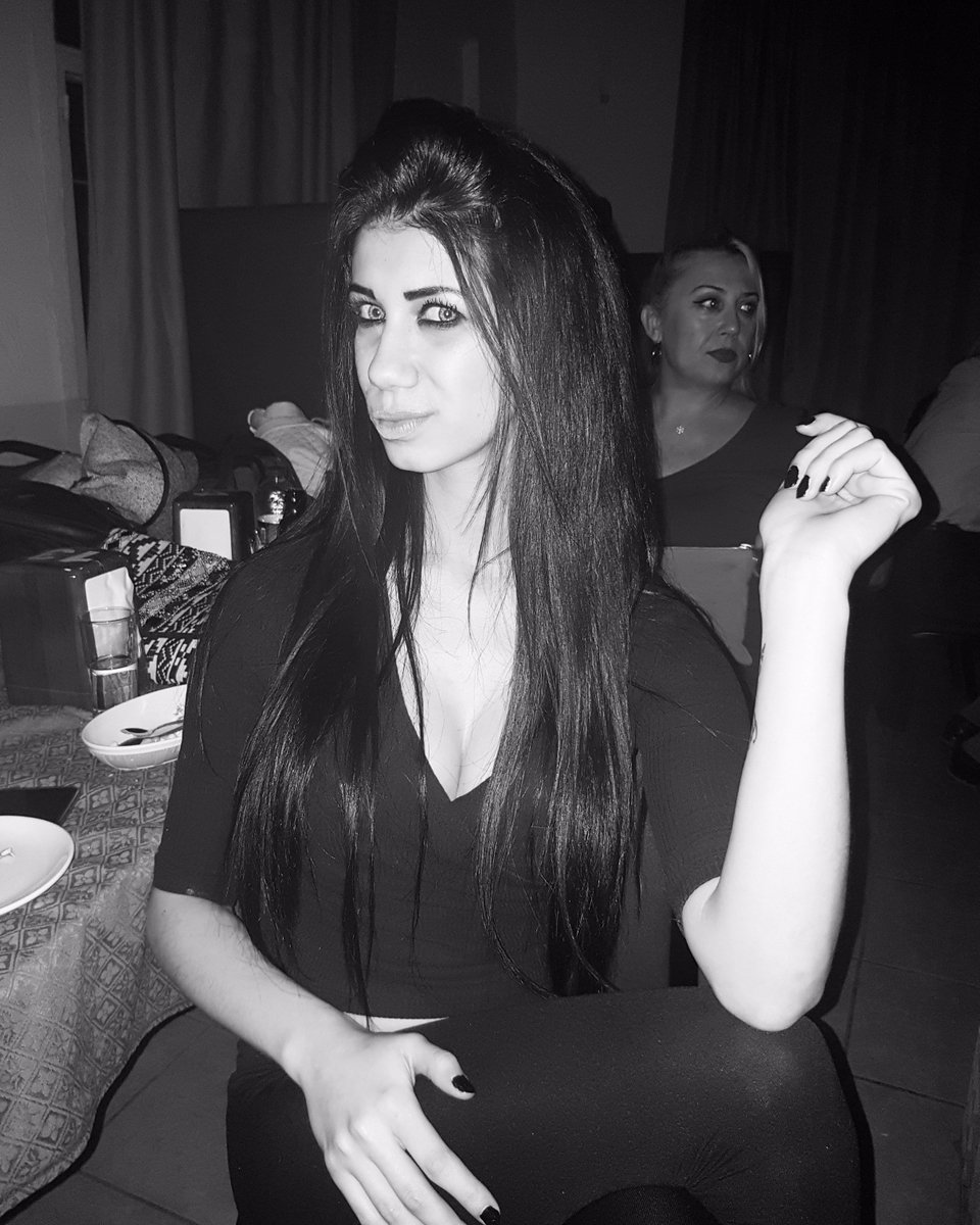 Selen demir (@sedef_gamze) on Twitter photo 