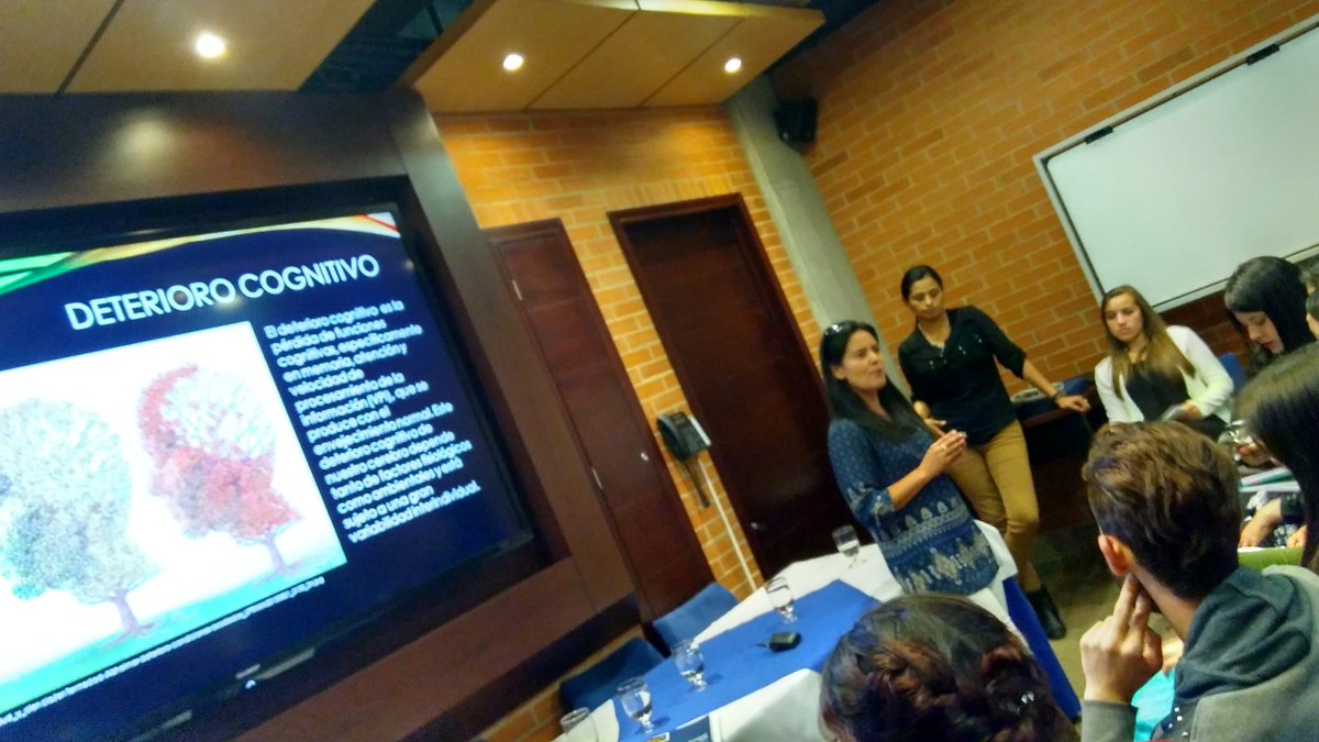 Dccardenasp's tweet photo. Semana del cerebro Uniminuto UVD profesora Sandra Camacho @ColombiaBAW #colombiaBAW @UNIMINUTOSP https://t.co/MN7JAn4IwA