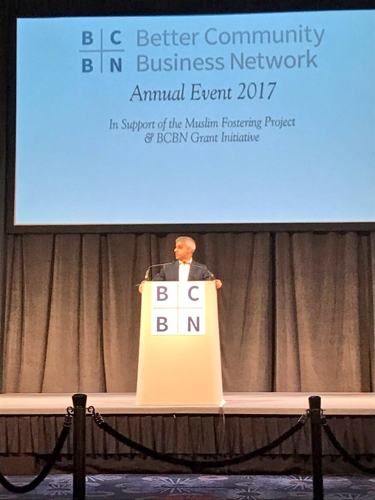 Sadiq Khan tweet media