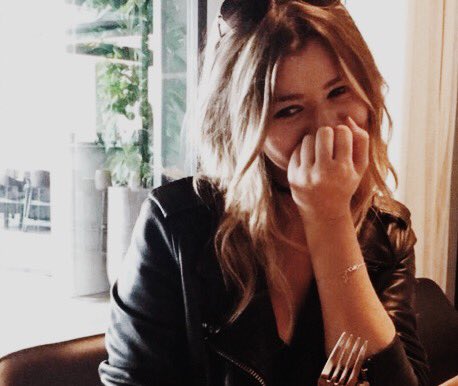 sendelounorlove's tweet image. I'm so happy when I see our family.